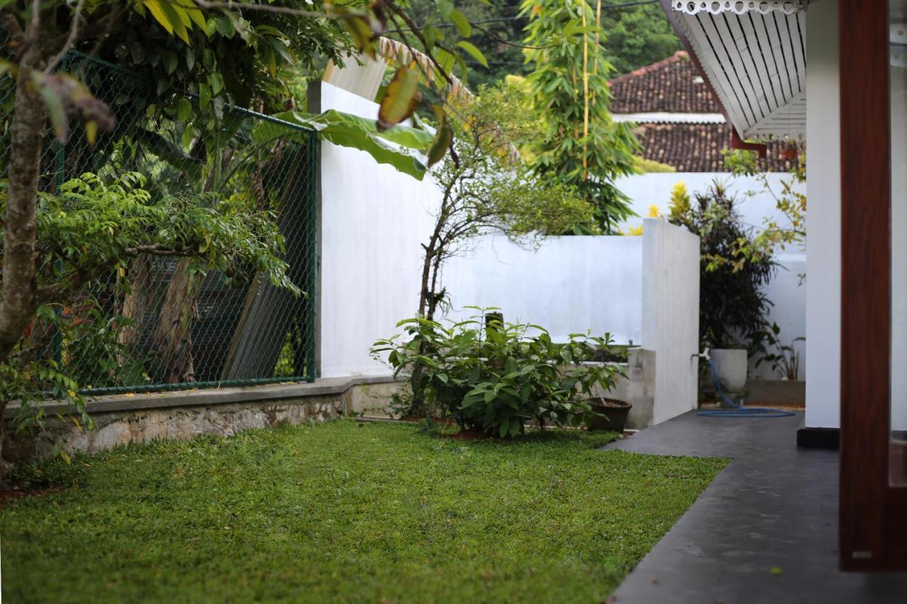 Triple Edge Villa Unawatuna Zewnętrze zdjęcie